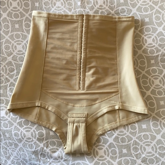 Bellefit Corset - XL - Picture 1 of 1